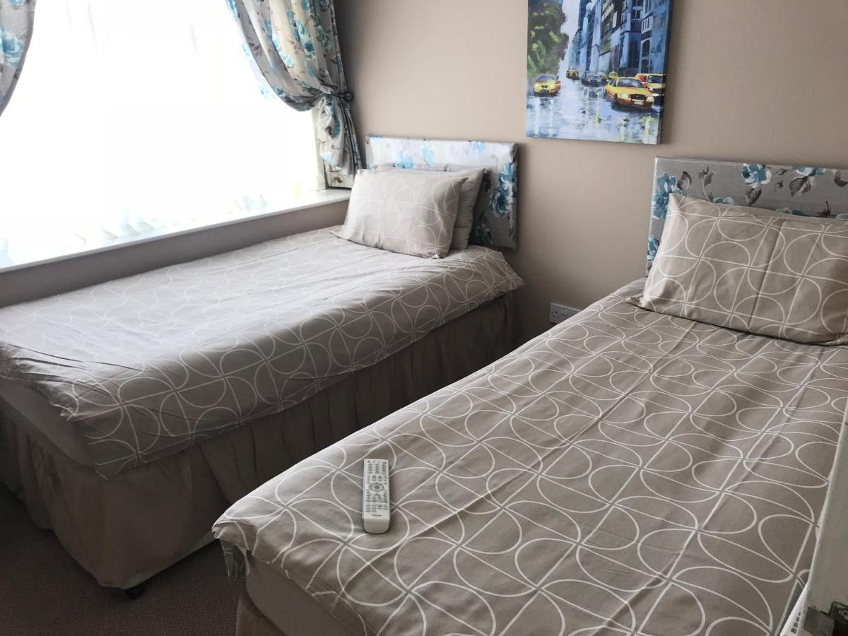 3 Bedroom Self-Catering Holiday Home Steps Dış mekan fotoğraf