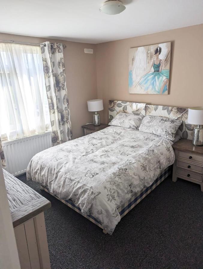 3 Bedroom Self-Catering Holiday Home Steps Dış mekan fotoğraf